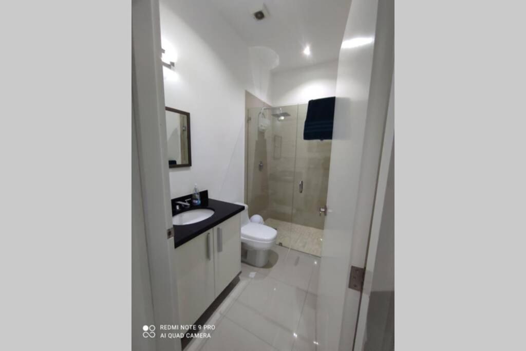 Condominio Torre Eme Frente Al Malecon Vista A La Ciudad Con Alberca Y Algo Al Mar Gimnacio Mazatlán Esterno foto